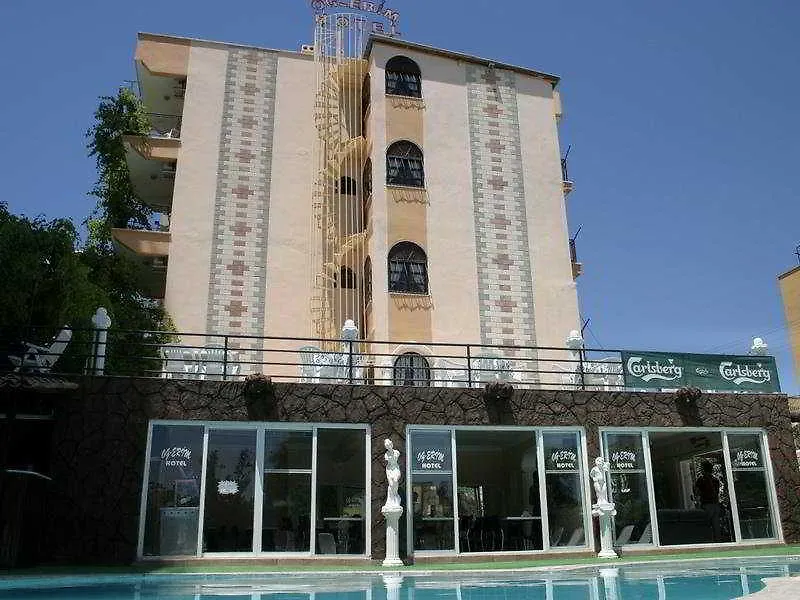 Og-Erim Hotel كوشاداسيه