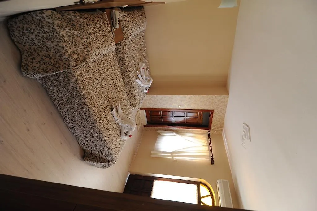 Og-Erim Hotel كوشاداسيه 2*,