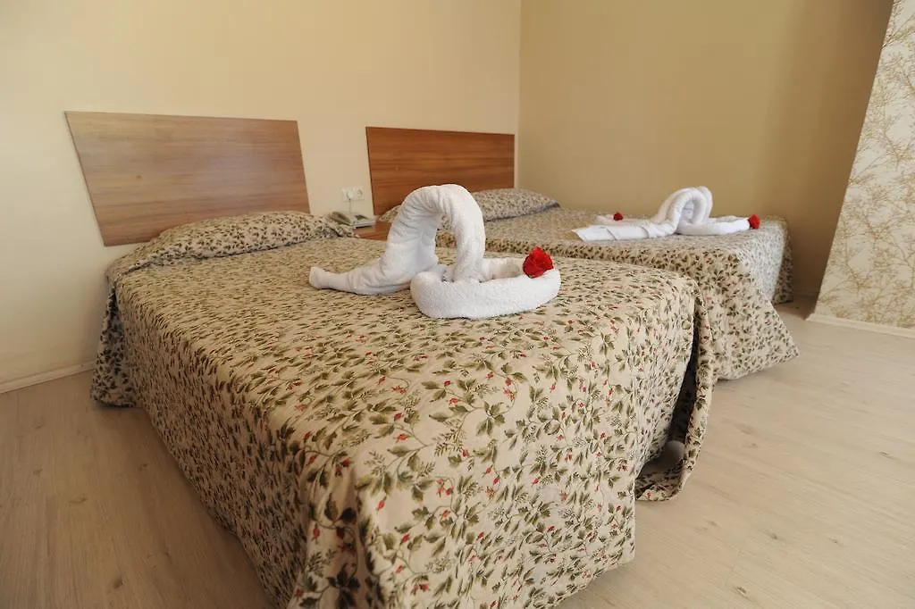 Og-Erim Hotel كوشاداسيه