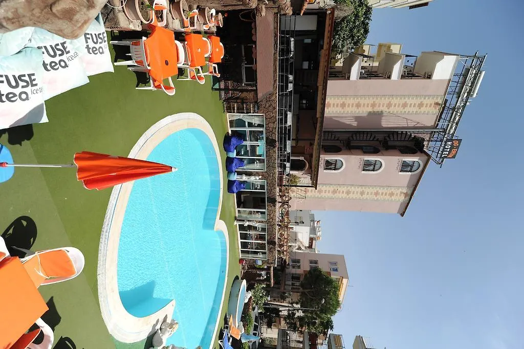 Og-Erim Hotel كوشاداسيه