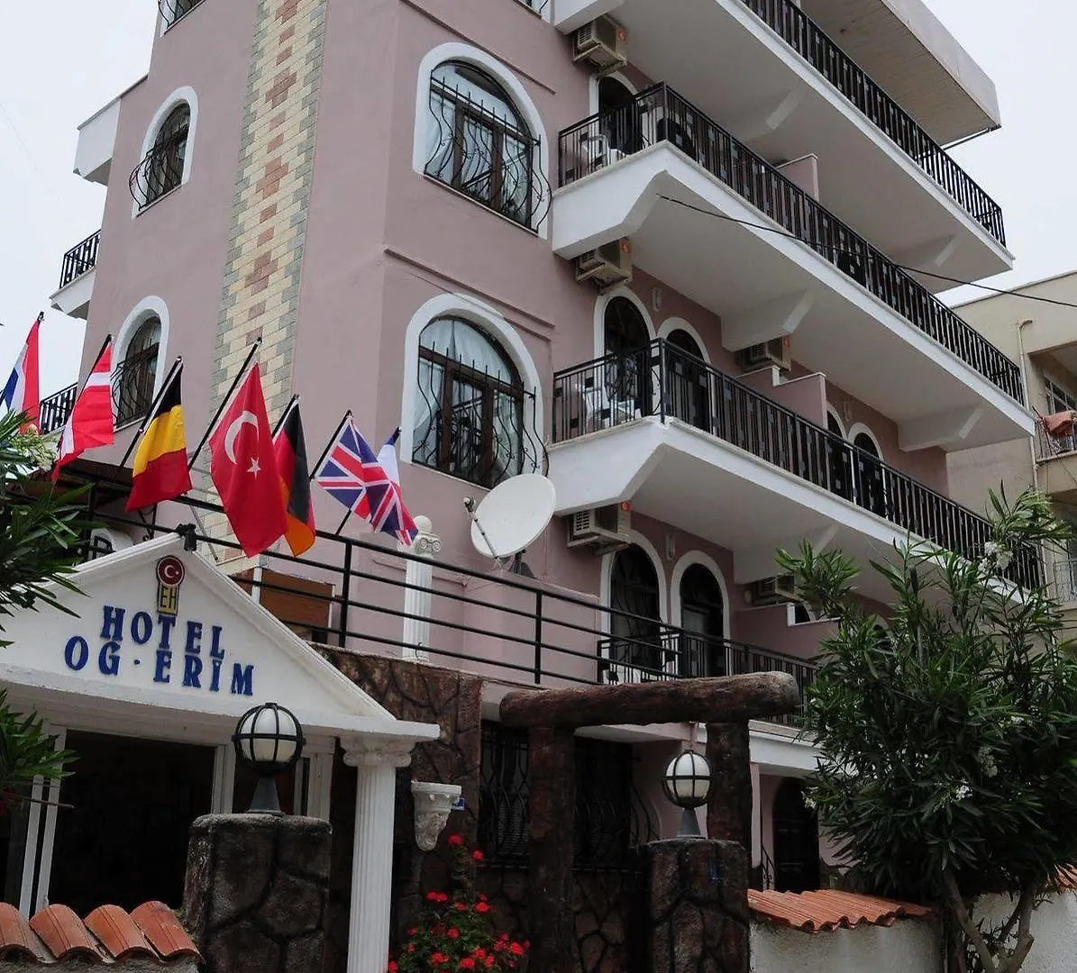 Og-Erim Hotel كوشاداسيه