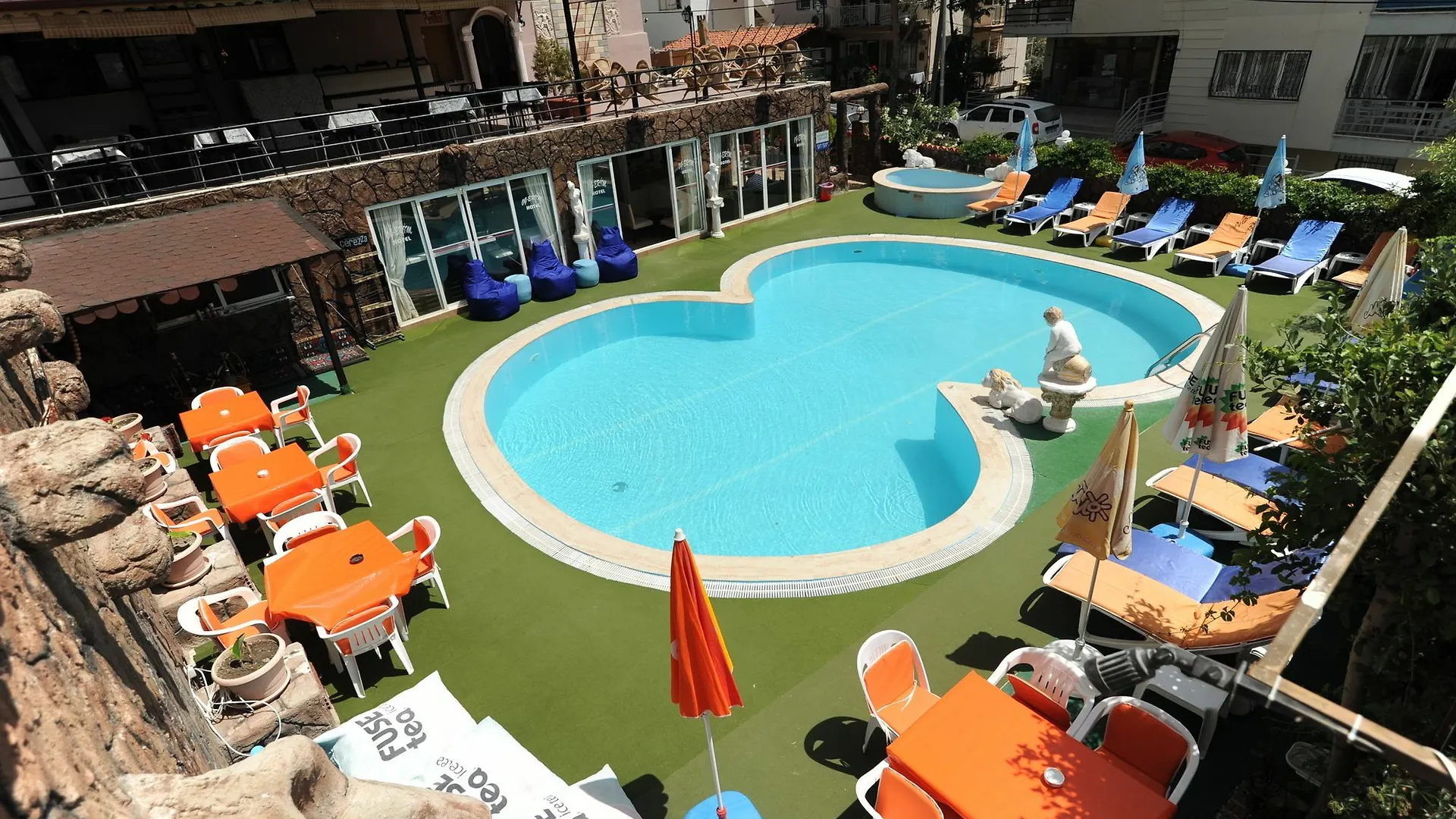 Og-Erim Hotel كوشاداسيه