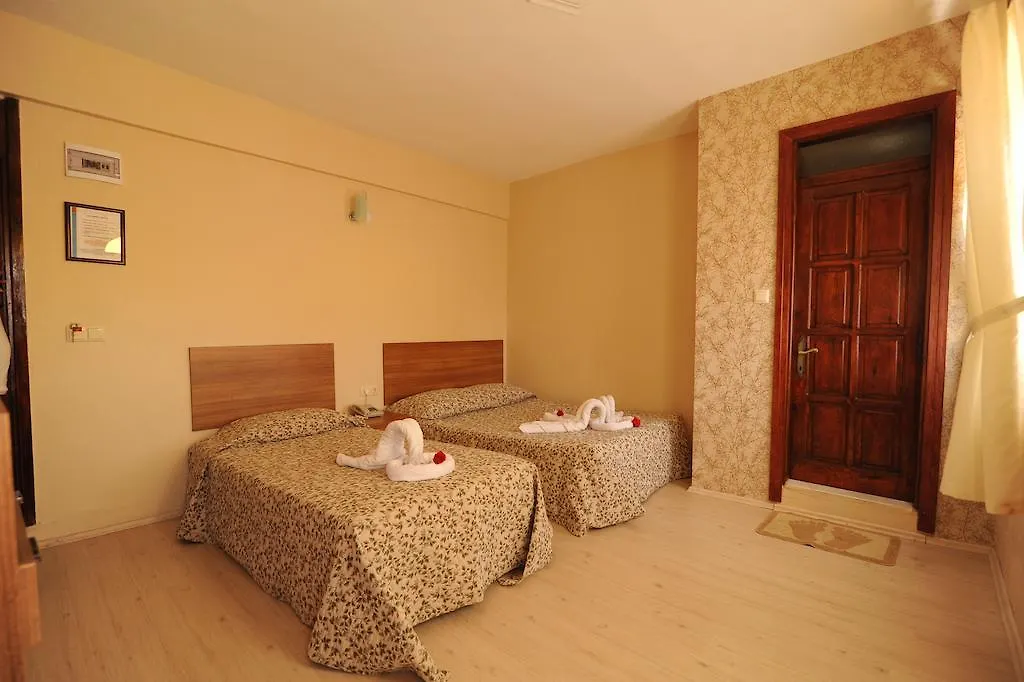 Og-Erim Hotel Κουσάντασι